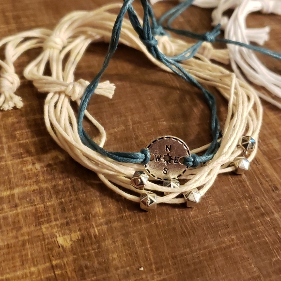 6 Compass mountain bracelet set cute dainty string - Picture 3 of 4